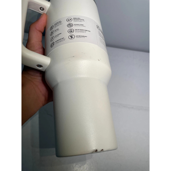 40oz Stanley The Quencher H2.0 Flowstate Tumbler - Cream - Unused, Light Damage